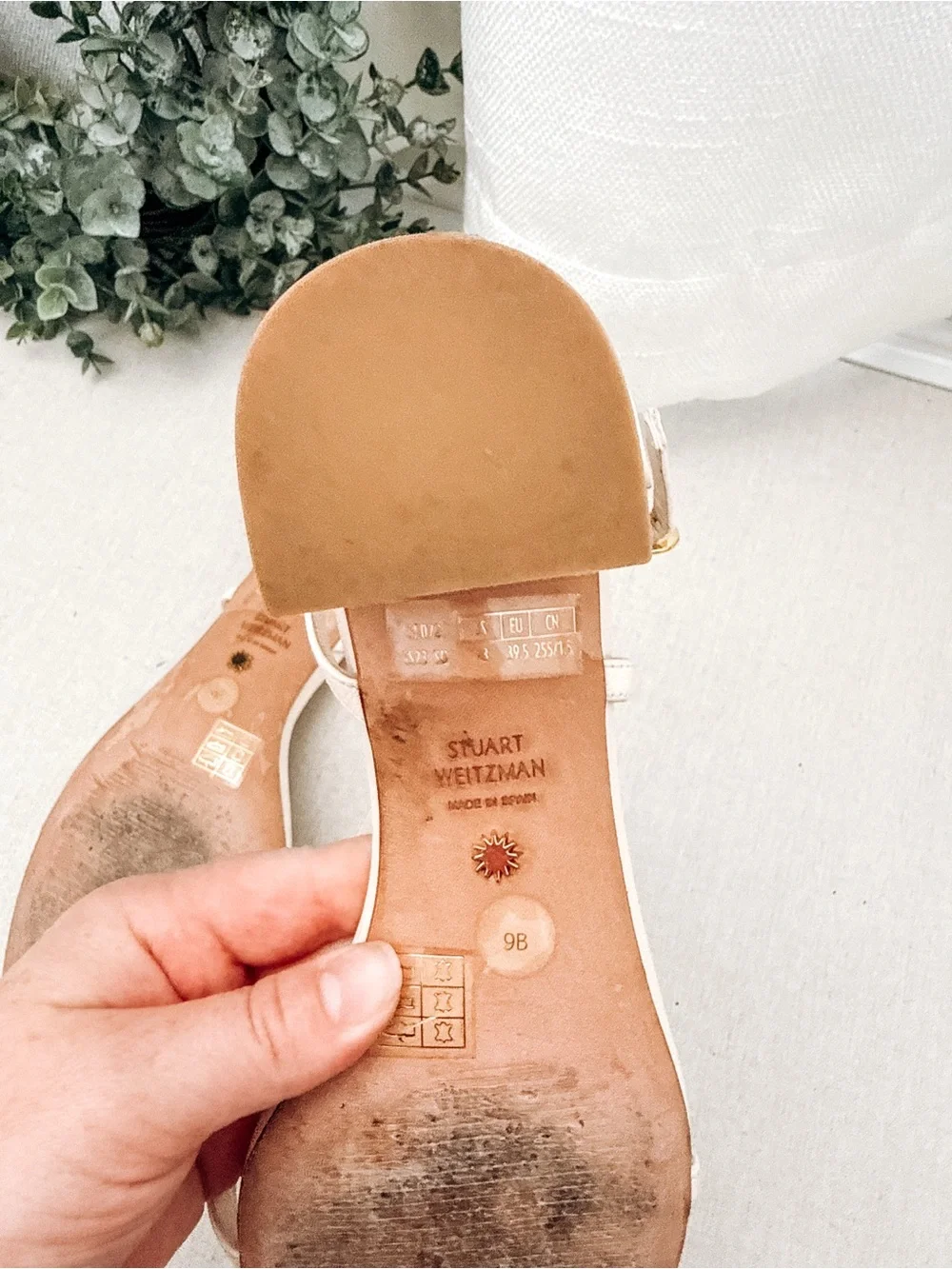 Stuart Weitzman Cream Leather Ankle Strap Block Heel Sandals 9B